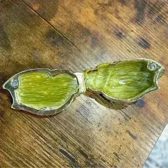 Bejeweled Gold-Tone Rainbow Rhinestone Painted Seashell Trinket Beach Ring Box - Picture 3 of 8